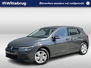 Volkswagen Golf - 1.5 eTSI Life Business / Digitale Cockpit / LED / Parkeersen
