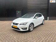 Seat Leon - 2.0 TDI FR PANO|APK|150PK