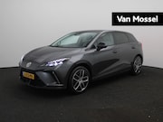 MG MG4 Electric - Long Range Luxury 64 kWh | Carplay | Stoelverwarming | Stuur