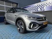 Volkswagen T-Roc - 1.5 TSI R-LINE ADAP CRUISE STOELVERW. TREKH. APPLE