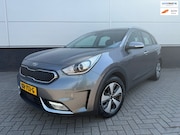 Kia Niro - 1.6 GDi First Edition Clima - adapt cruise - carplay - LED -