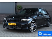 BMW 3-serie - Touring 330e | Panoramadak | M Schaalstoelen | H+K | HUD | A