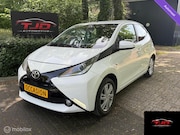 Toyota Aygo - 1.0 VVT-i x-pure AUTOMAAT-AIRCO-CAMERA-NAVI