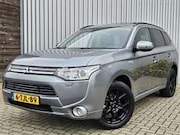 Mitsubishi Outlander - 2.0 PHEV Instyle /Leer/Stoelverwarming