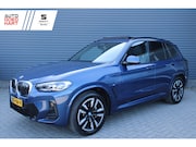 BMW iX3 - High Executive 80 kWh Vol-Leder Panoramdak LED Stoelverwarmi