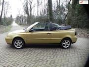 Volkswagen Golf - 1.8 Trendline