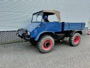 Mercedes-Benz Unimog - 411 Bosbouw uitvoering - Lier voor en achter - 3-zijdige kip