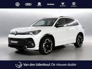 Volkswagen Tiguan - 1.5 eHybrid 204pk R-Line Edition DSG / Head-up Display / Sto