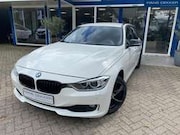 BMW 3-serie - Touring 320d Luxury Line Trekhaak / Cruise