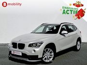 BMW X1 - sDrive20i Executive Automaat 'mineral-weiss' Trekhaak 1800kg
