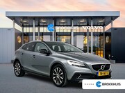 Volvo V40 Cross Country - T3 Dynamic Edition | 17" | Panoramadak | Parkeercamera | Tre