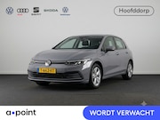 Volkswagen Golf - 1.0 TSI Life 110 pk | Navigatie | Parkeersensoren | Achterui