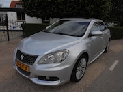 Suzuki Kizashi - 2.4 Sport Automaat 4WD **NL-AUTO**4x4**AUTOMAAT**APK 6-2026