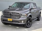 Dodge Ram Pick Up - 1500 SPORT 4X4 CREW CAB. 5,7LTR V8 AUT. LAGE CAT. 35K ONDERH