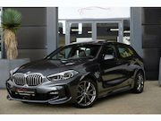 BMW 1-serie - 118i M Sport High Executive | 141 PK | Navigatie | Apple Car