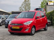 Hyundai i10 - 1.1 i-Drive Cool Airco/AUX/Facelift/Spoiler
