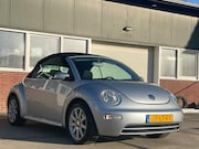 Volkswagen Beetle Cabrio - 2.0 Highline Sportvelgen dubbele uitlaat windscherm airco ca