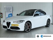 Alfa Romeo Giulia - 2.0 T Veloce AWD | Adapt. Cruise | Schuifdak | Camera | Memo