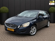 Volvo V60 - 1.6 T4 Momentum AUTOMAAT NAVI CRUISE APK