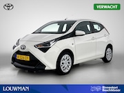 Toyota Aygo - 1.0 VVT-i x-play *Automaat | BTW voertuig | Dealer onderhoud