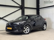 Toyota C-HR - 1.8 Hybrid Active | navi | fabrieksgarantie | trekhaak |