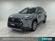 Toyota Corolla Cross - 2.0 High Power Hybrid First Edition TREKHAAK | NAVIGATIE | A