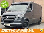 Mercedes-Benz Sprinter - 319CDI 3.0V6 L2H1 / LED / M-BUX / 3.500kg Trekhaak / Euro6