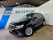 Volkswagen Tiguan - 1.5 TSI Comfortline Business / Panoramadak / Leder / NL Auto