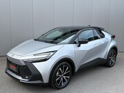 Toyota C-HR - 1.8 Hybrid 140PK First Edition Bi-Tone/Winter-pack/Gr.-navig