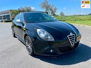 Alfa Romeo Giulietta - 1.7 TBi Quadrifoglio Verde, 235pk, Trekhaak, Navi, Cruise/Cl