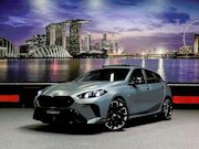 BMW 1-serie - M135 xDrive Frozen|H/K|360|HUD|Panorama