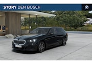 BMW 5-serie - 530e M Sport Automaat / Panoramadak / Trekhaak / Achteruitri