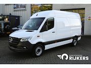 Mercedes-Benz Sprinter - 317 CDI L2H2 Pro LED, Geveerde stoel, Navigatie met camera