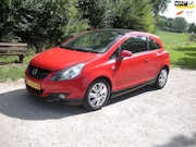 Opel Corsa - 1.4-16V Color Edition