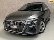 Audi A3 - 30 TFSI S edition /3 X S-Line /Pano /Carplay