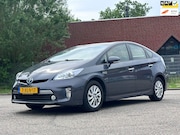 Toyota Prius - 1.8 Plug-in Aspiration Automaat*Achteruit camera*Navigatie*T
