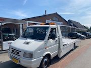 Iveco Daily - 35.12S-330 Oprijwagen