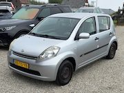 Daihatsu Sirion - 2 1.0-12V Trend Nieuwe Apk Rijdt Goed mag Poetsbeurt Krijgen