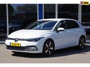 Volkswagen Golf - Hybrid IQ.light Trekhaak Carplay Stoelverwarming