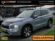 Mitsubishi Outlander - 2.4 Phev 306pk Instyle | Leer | Schuifdak | Led | Trekhaak |