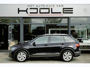 Volkswagen Tiguan - 1.5 TSI Life Business | PANO | trekhaak | leer