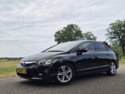 Honda Civic - 1.3 Hybrid Elegance LEES TEKST