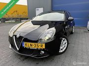 Alfa Romeo Giulietta - 1.4 Turbo / 2018 / Airco / Park. Sen. /