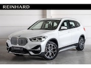 BMW X1 - sDrive20i High Executive / Panodak / Headup / Trekhaak / Led