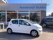 Toyota Aygo - 1.0 VVT-i 5 Drs. Comfort Airco Spoiler SUPERKOOPJE