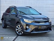 Kia Stonic - AUTOMAAT|CARPLAY|CAMERA|CRUISE|NAVIGATIE