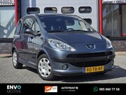 Peugeot 1007 - 1.6-16V Sesam Sporty Automaat/Airco/Trekhaak