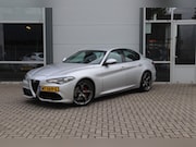 Alfa Romeo Giulia - 2.0 T Q4 AWD 280PK VELOCE/ORIG.NL/GEDOCUMENTEERD/KEYLESS/MEM