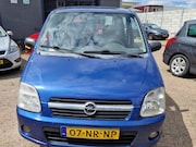 Opel Agila - 1.0-12V Essentia INRUILER ZOMEE