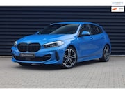 BMW 1-serie - 118i Business M Sport / Carplay / Stoelverwarming / Camera